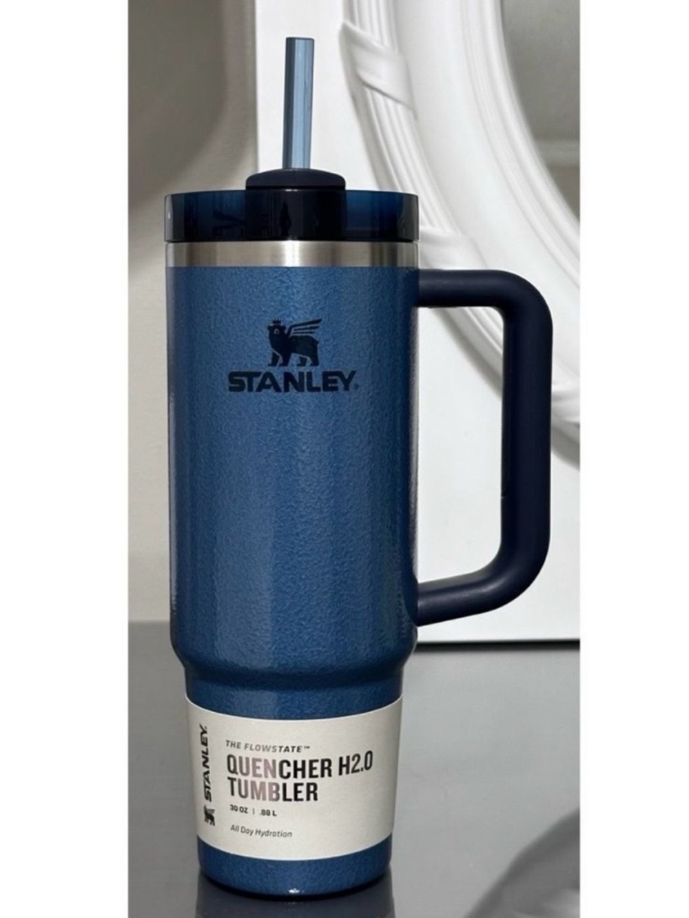 Stanley “HAMMERTONE LAKE BLUE” 30oz Quencher H2.0 Tumbler